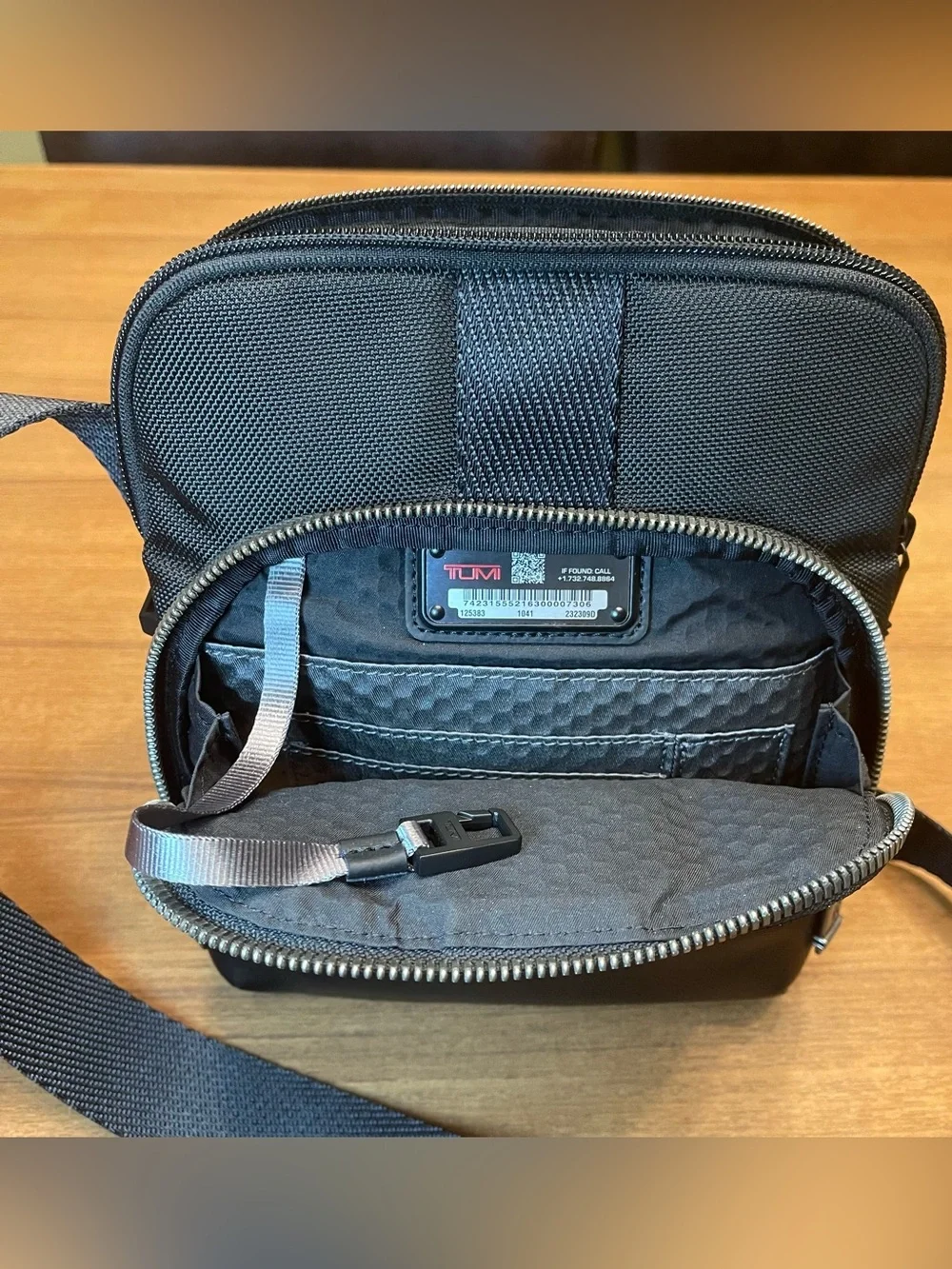 Tumi Men’s Crossbody Black Nylon & Leather Bag